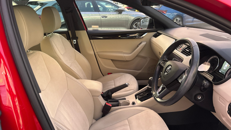 Skoda Octavia 1.5 TSI SE L 5dr DSG Petrol Hatchback